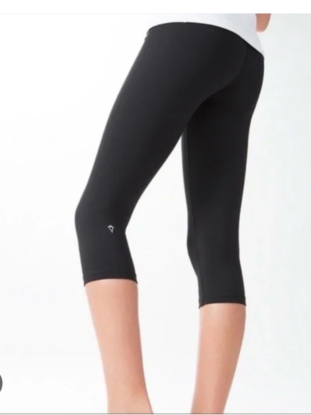 Ivivva Black Capri Leggings for Kids